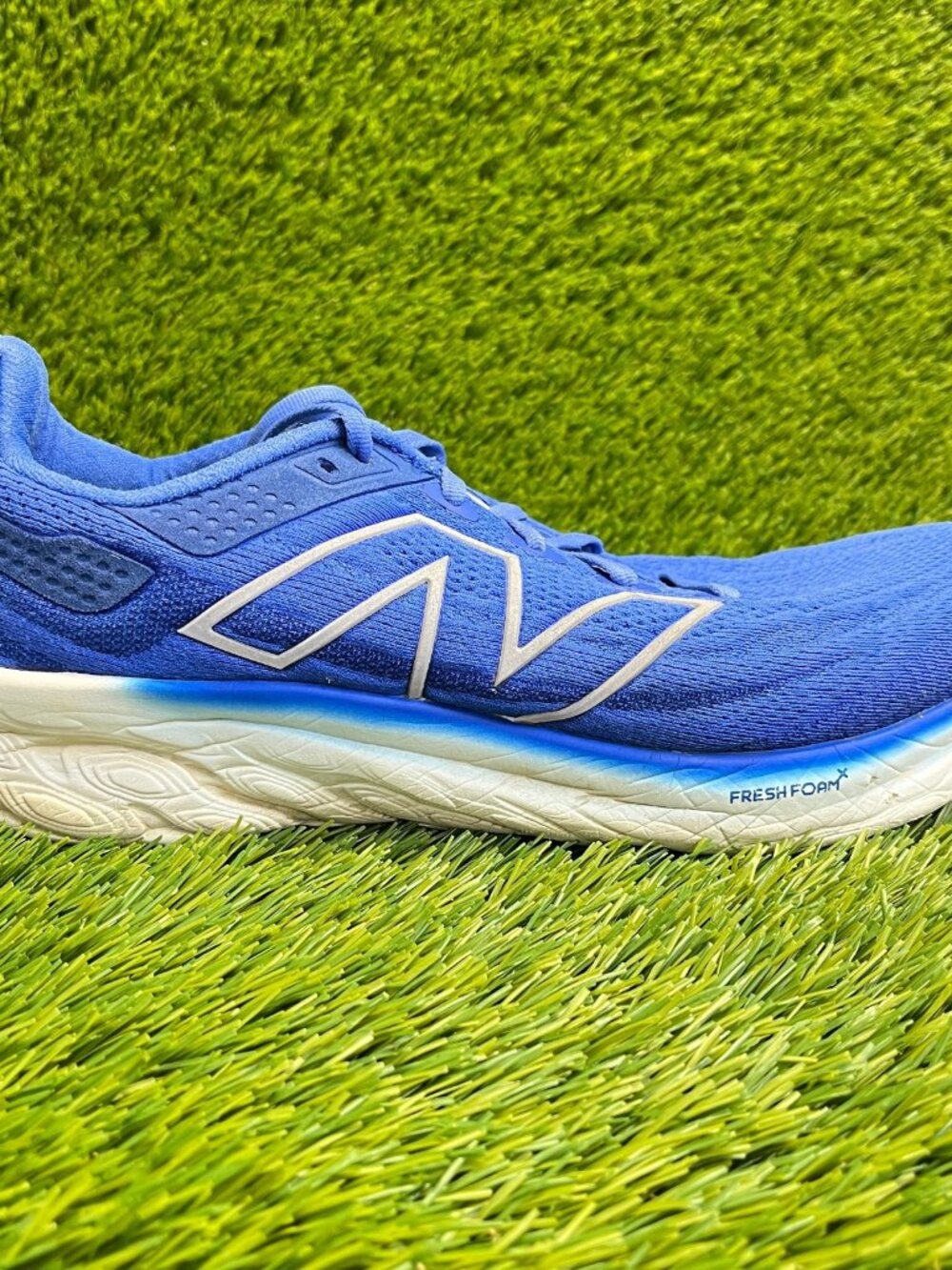 New Balance Fresh Foam X 1080v13 Mens Size 8.5 Blue White Running Shoes Sneakers